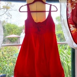 Red Taffeta Cocktail Dress with Flower Decor & gathered hem sz 6